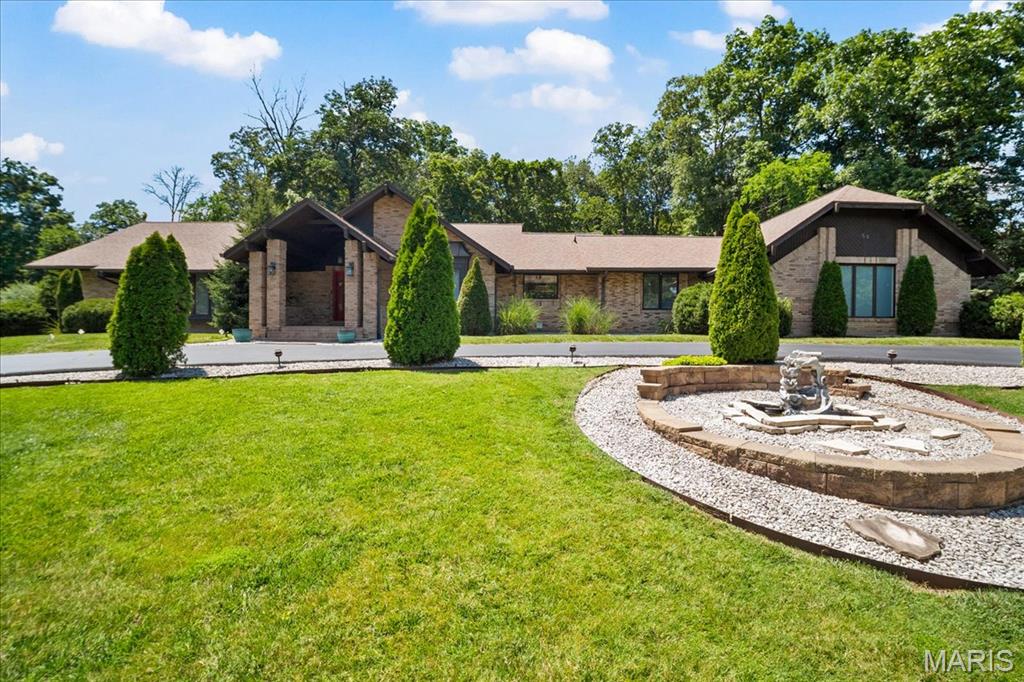 Meadowbrook Country Club Estates - Residential