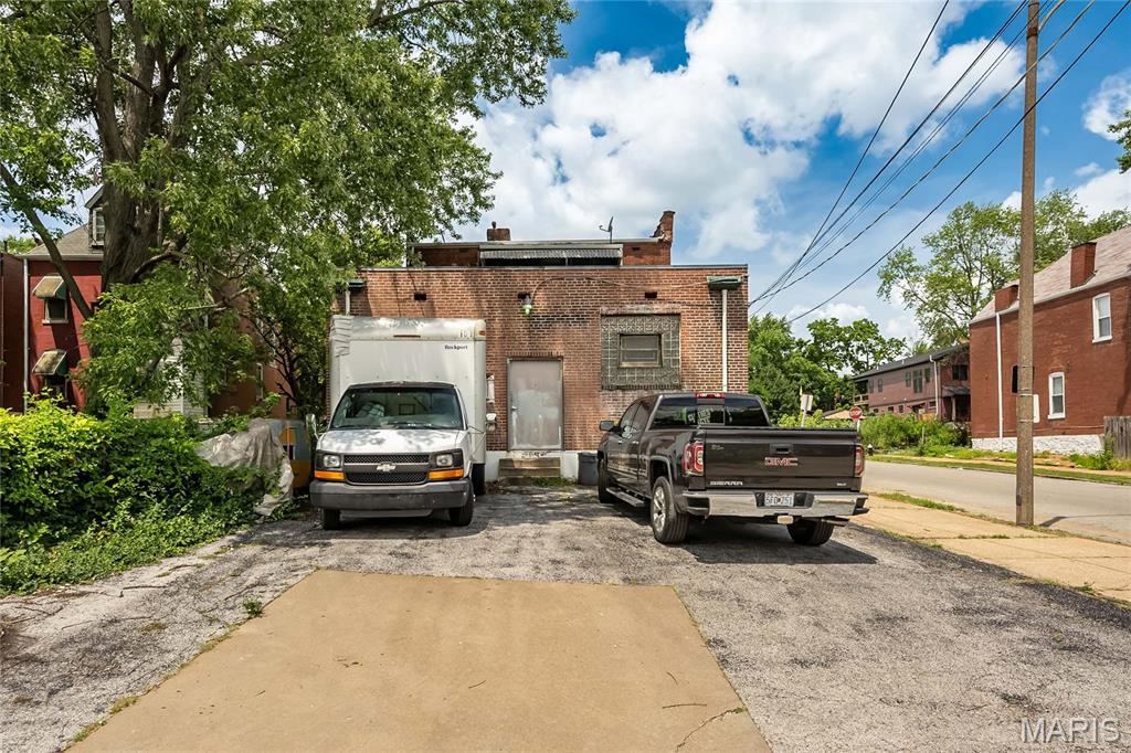 City Commons - Residential Income