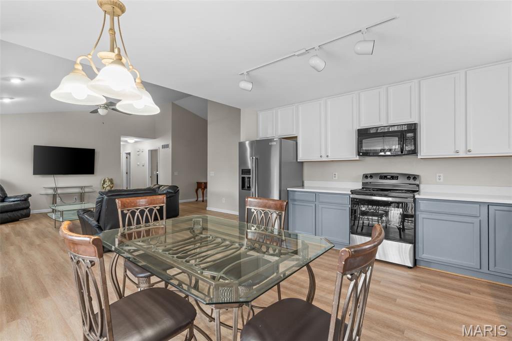 Manors At Glen Brook #2 - Residential