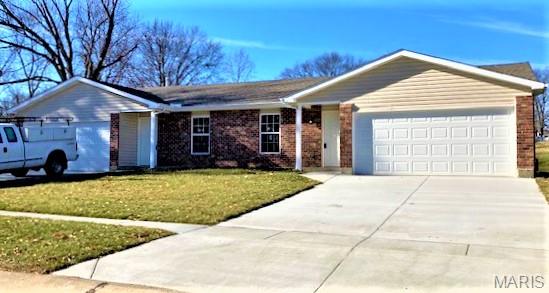 This duplex is now ready for lease in great convenient location, close to schools, shopping and major roads. This 2-bedroom, 1 full bath 1/2 duplex is now ready, occupancy inspection is already completed. Inside you will find neutral paint colors, luxurious vinyl plank flooring throughout, and a divided bedroom floor plan. Kitchen is nice sized with lots of cabinet and counter space, gas stove/oven, pantry, and is open to breakfast and living rooms. Down the hall to the master, past the full bath and laundry area, master has a walk-in closet. Attached 2 car garage with opener, this is a no smoking and no pet property (not negotiable). Owner pays taxes, and keeps the lawn maintained, tenant pays all utilities and private hookups. Applications available on company website, www.calldolly.com, fee is $30 per person 18 years or older living in property. Upload copy of state issued picture ID and your proof of income.