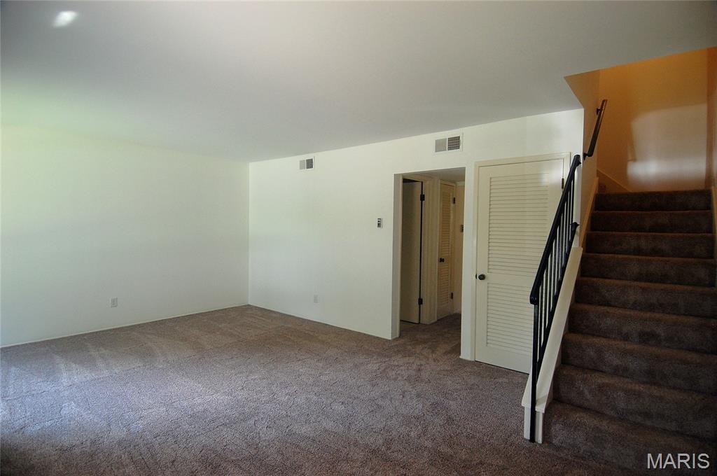 Sakura Gardens Condo - Residential