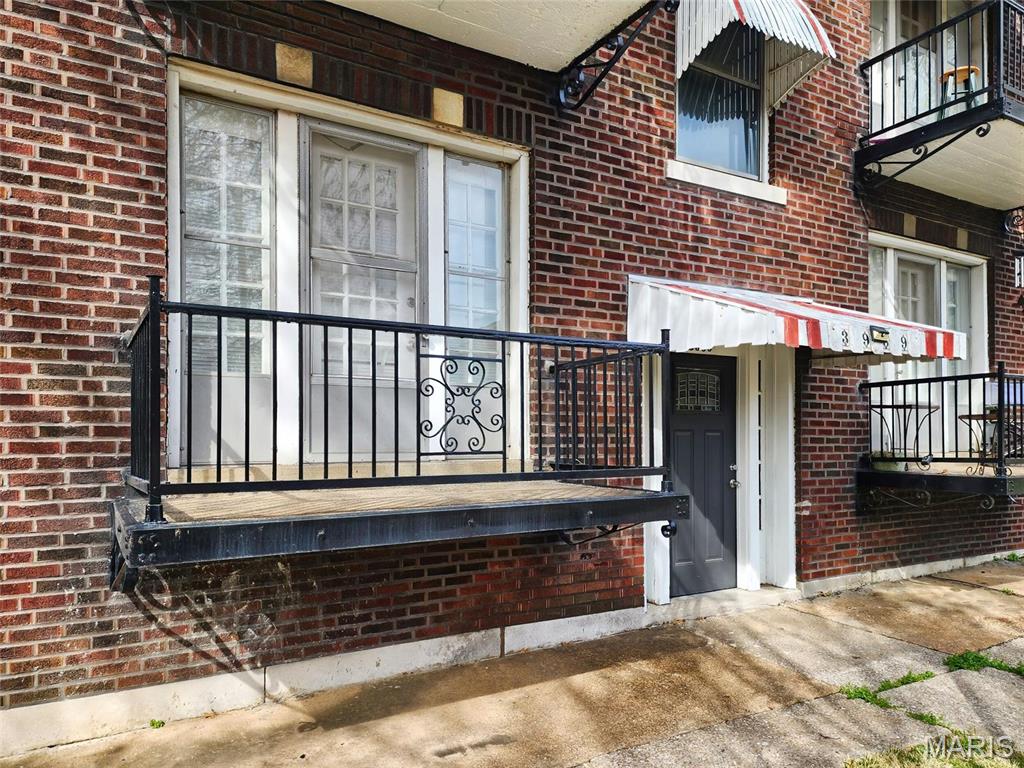 Russells Add 02 - Residential Lease