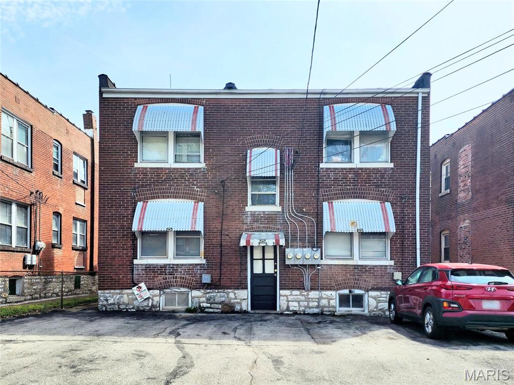 Russells Add 02 - Residential Lease