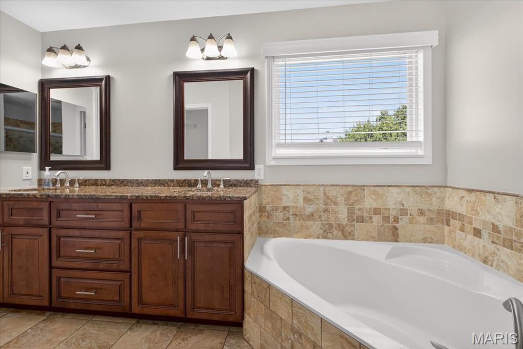 Cambridge Manor #1 - Residential
