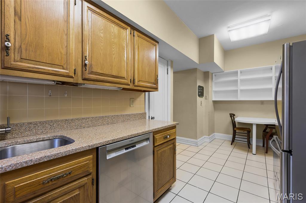 Skinker Condos City Bl 5761 - Residential