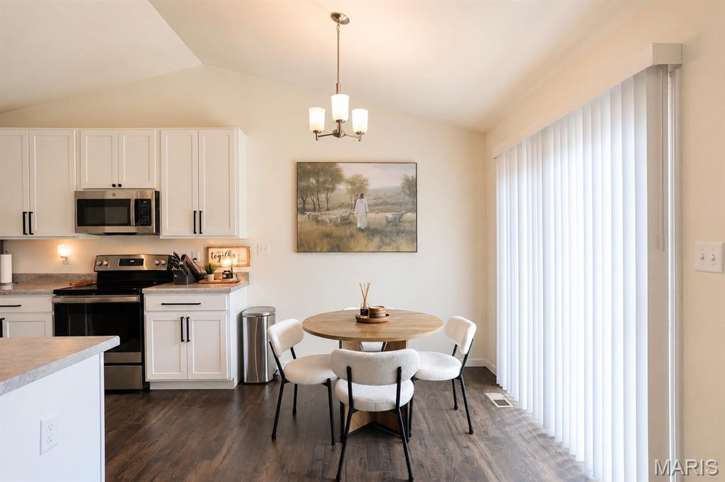 The Manors At Brush Creek - Residential