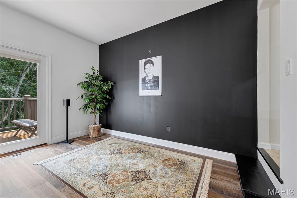 Ridgeview Place Ph Two Condo - Residential