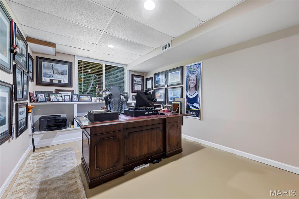 Ridgeview Place Ph Two Condo - Residential