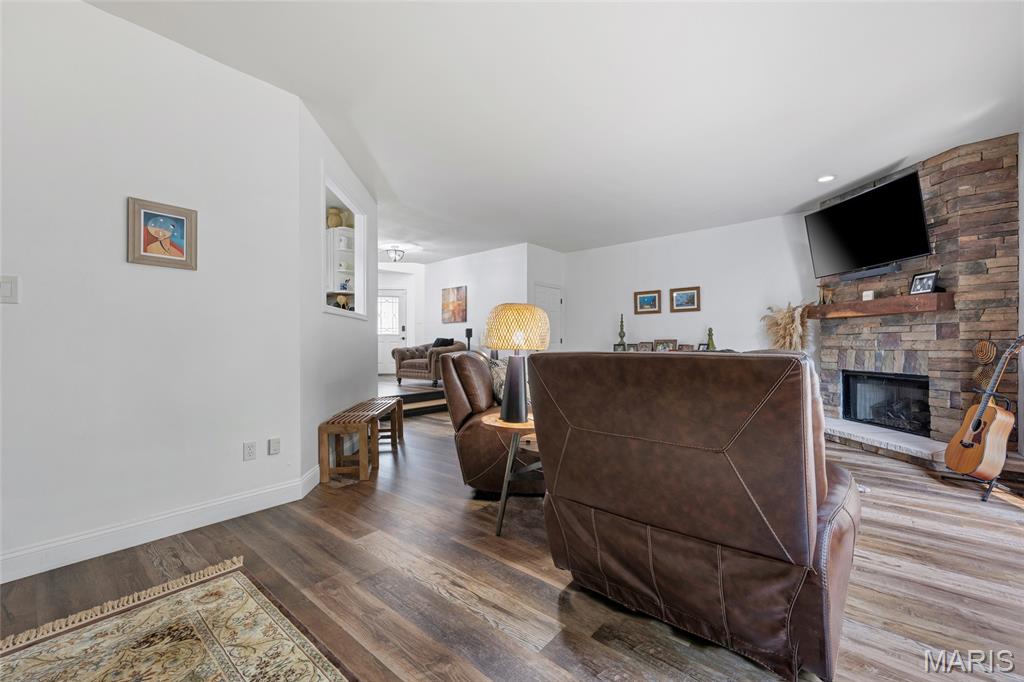 Ridgeview Place Ph Two Condo - Residential