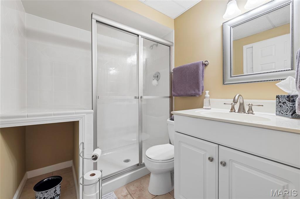 Ridgeview Place Ph Two Condo - Residential