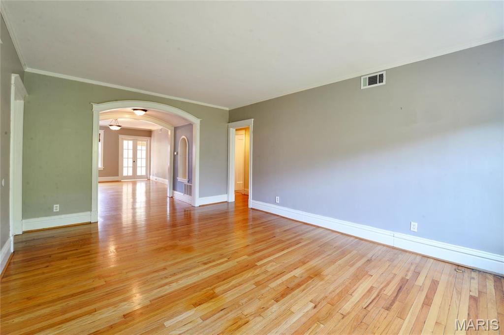 6318 South Rosebury Condo - Residential Lease