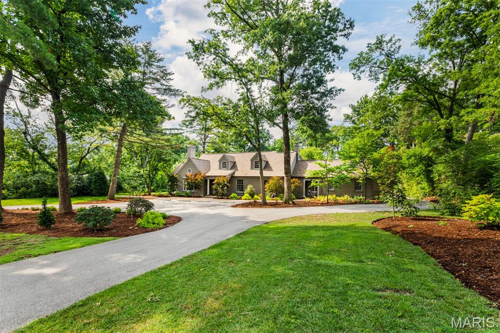 Georgian Acres - Residential