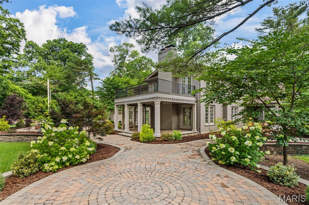 Georgian Acres - Residential