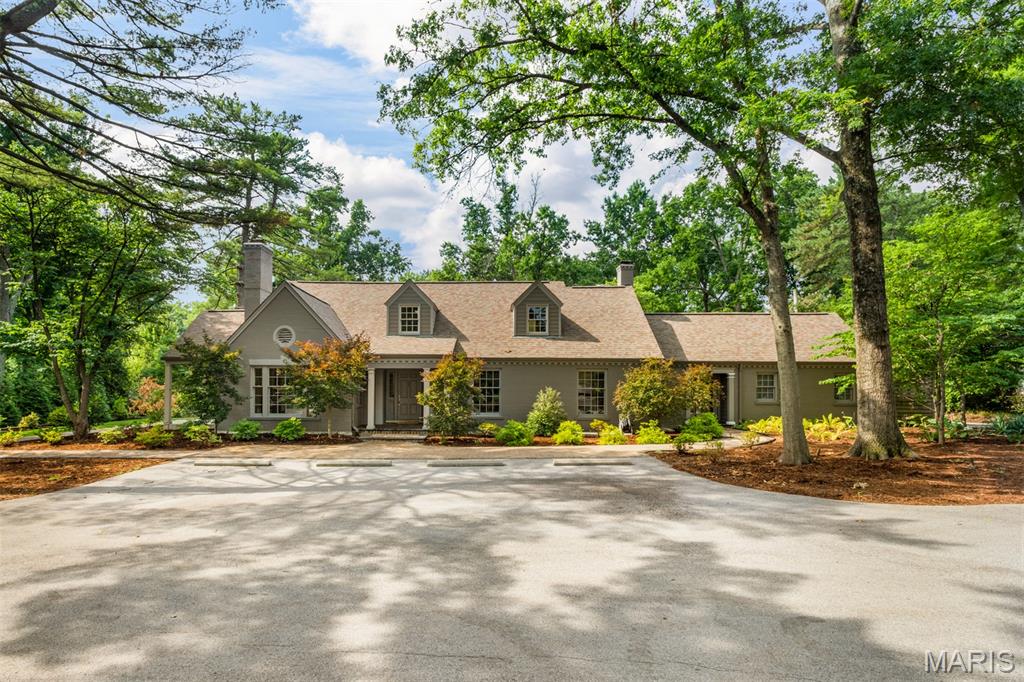 Georgian Acres - Residential