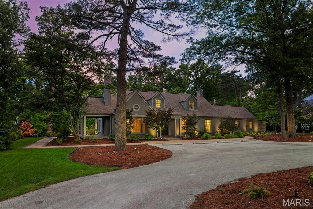 Georgian Acres - Residential