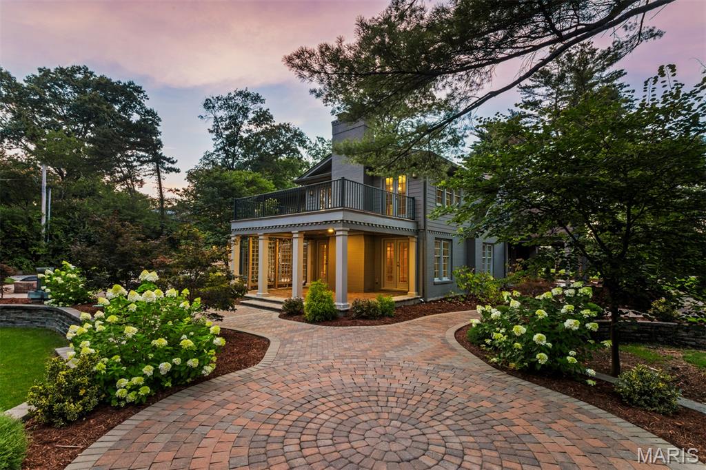 Georgian Acres - Residential