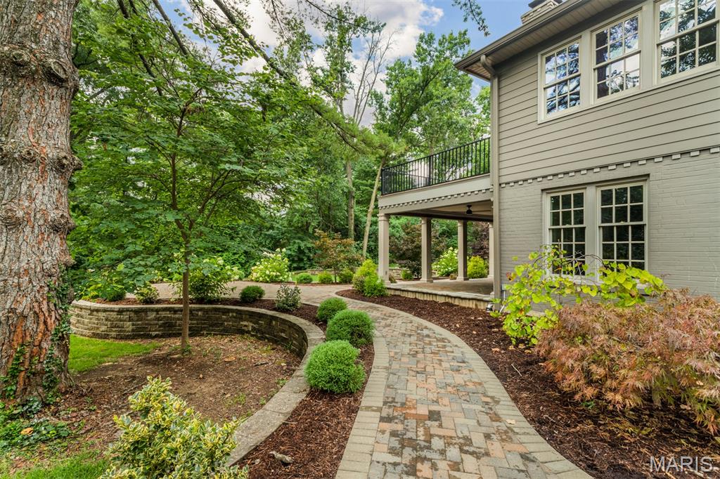 Georgian Acres - Residential