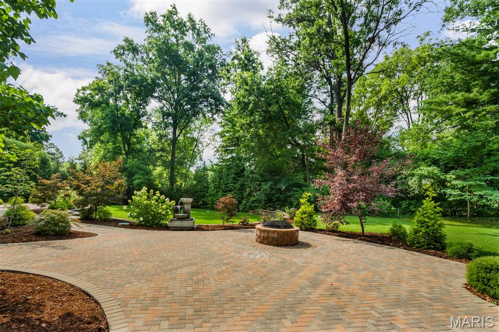 Georgian Acres - Residential