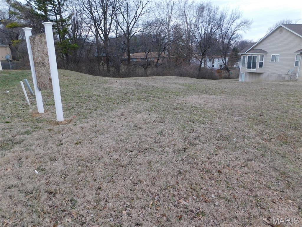 Read-to-Build Opportunity! 
Residential lots for sale in Unincorporated St. Louis County in a Quiet subdivision!
Looking gor the perfect place to build your dream home? Here it is!!
Ideal for upscale custom builds. Secure your stake today and turn market momentum into your legacy project. If you're looking for an affordable piece of land with upside, privacy and flexibility, this one deserves a closer look. Bring your builder, your engineer, and your imagination. Here is the perfect opportunity for the right buyer with creativity and vison. Street ends on a cul-de-sac that backs to trees.
Great location. New major highways, shopping, restaurants, hospitals, churches, and transportation. Buyer to confirm HOA.