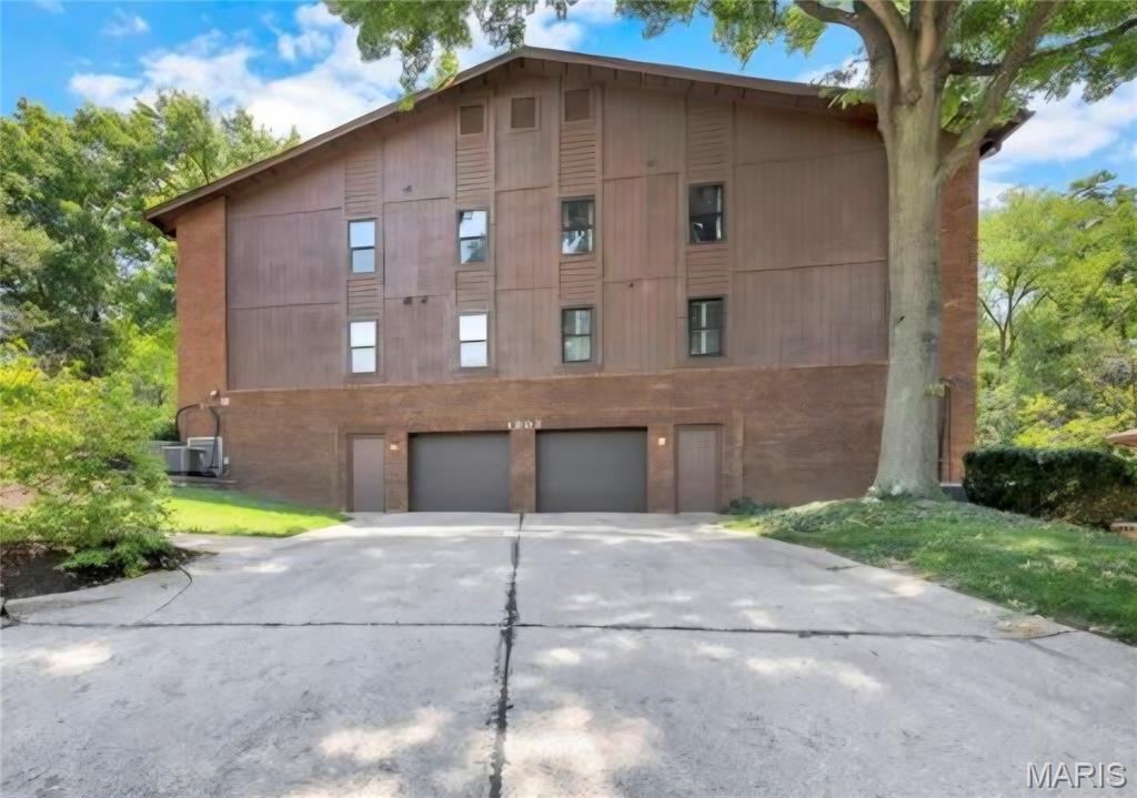 Briar Hill Farm II Condo - Residential