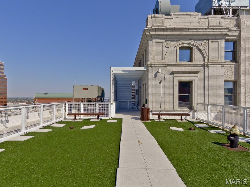 Marquette Bldg Upr Residental - Residential