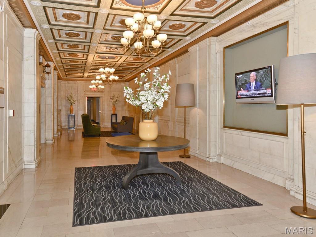 Marquette Bldg Upr Residental - Residential
