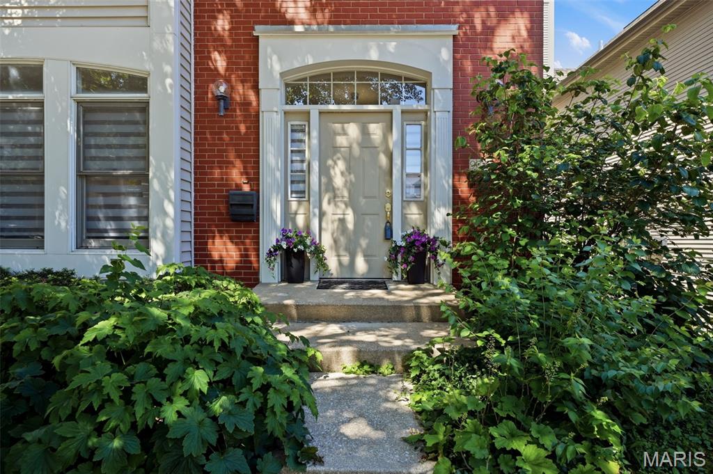 Village Of University Place 1 The - Residential
