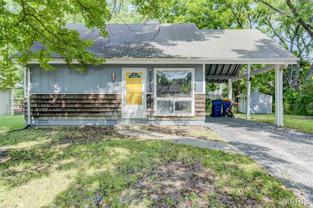 Welcome to this contemporary 3-bedroom, 1.5-bath home located in the highly desirable Florissant area! This property offers a functional floor plan, comfortable living spaces, and a spacious backyard perfect for entertaining, gardening, or relaxing. A large storage shed provides ample room for lawn equipment, bicycles, tools, or additional storage. Conveniently located near shopping, dining, parks, schools, and major highways, this home offers both comfort and convenience. Calling all first-time homebuyers, investors, and those looking to downsize—this property is being sold as-is and is priced to sell, making it an incredible opportunity to own in a sought-after neighborhood. Schedule your private showing today!