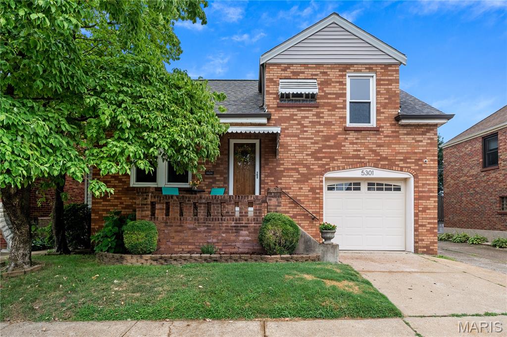 Secret BONUS bedroom that could potentially save relationships. Curious???? Keep reading...
Let the SUNSHINE in!!! This south city charmer on a quiet one-way street in the popular Princeton Heights neighborhood is super cute! Walking distance to Hatch'd (did someone say BRUNCH), Schnucks, parks, shopping, dining, and more you will LOVE this location. 
Walk in the front door and find a living room with beautiful hardwood flooring and fireplace that leads into a spacious dining room perfect for hosting friends and family. The dining room leads into the kitchen with granite countertops. All appliances can stay. Off the kitchen you will find a huge cozy and bright family room that overlooks a fully fenced back yard perfect for kiddos and furry friends. You will love watching the Magnolia tree in the backyard bloom each spring! Head upstairs and find 2 bedrooms and a full bath, but there's MORE!  Off of the main bedroom you will find a secret room on the '3rd' floor and a half bath! Use it as an extra bedroom, HUGE walk-in closet, office, nursery, craft room - whatever your heart desires. OR if you have a significant other who tosses and turns or snores a lot just add futon for a quiet and peaceful escape. Ahhhhhh serenity now! The unfinished walkout basement has lots of room for storage includes the washer and dryer and don't forget to check out the large attached 1 car garage!  Updates include fresh paint throughout, new roof and siding in 2019, HVAC system in 2021. So much to love about this home.  Make it yours today!