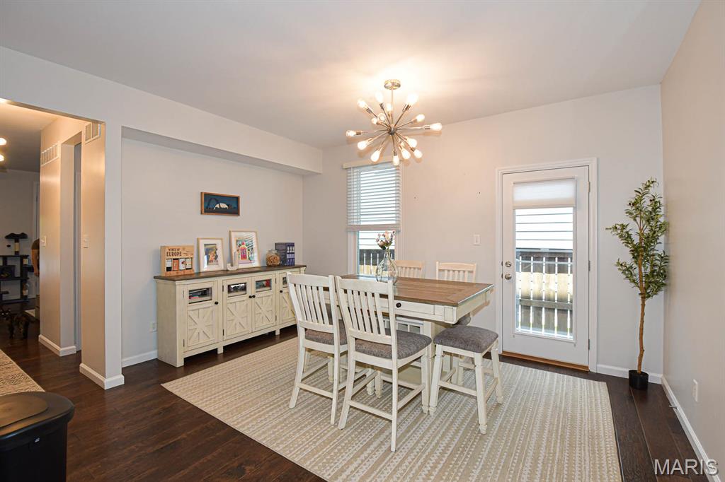 New Town At St Chas #10 - Residential Lease