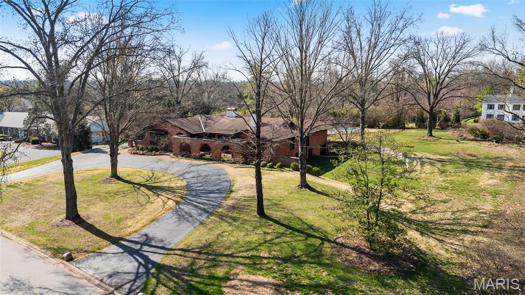 Bellerive Country Club Grounds - Residential