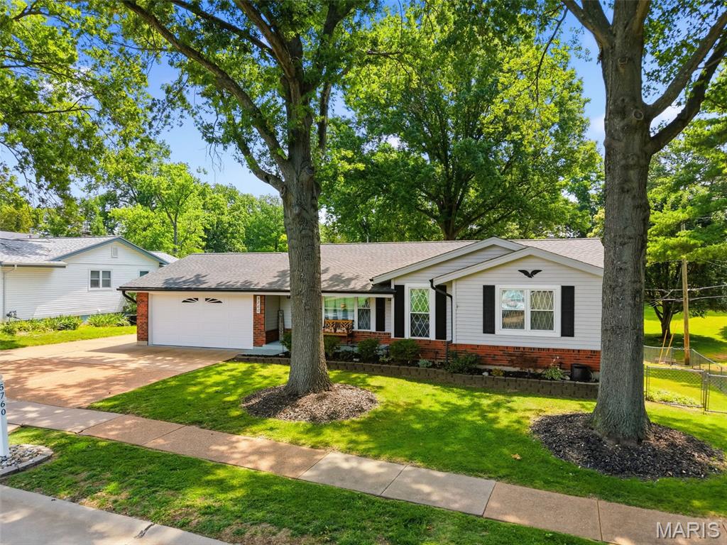River Oaks 5 - Residential