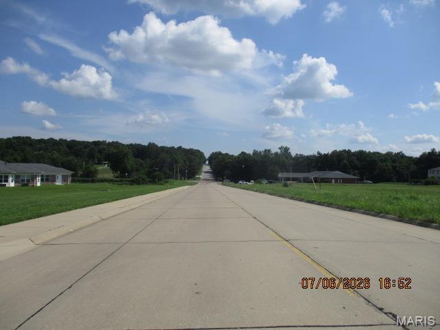 COMMERCIAL LOT-2 Lots totaling 4 Acres located on the East end of Union waiting to be developed!  Zoned B2. High traffic area and close proximity to I-44 for trucking/commuting. Mercy Medical Clinic, strip center and nursing facility are adjacent.  Owner would divide to 3 acres or 1 acre as is already surveyed and separate tax id.