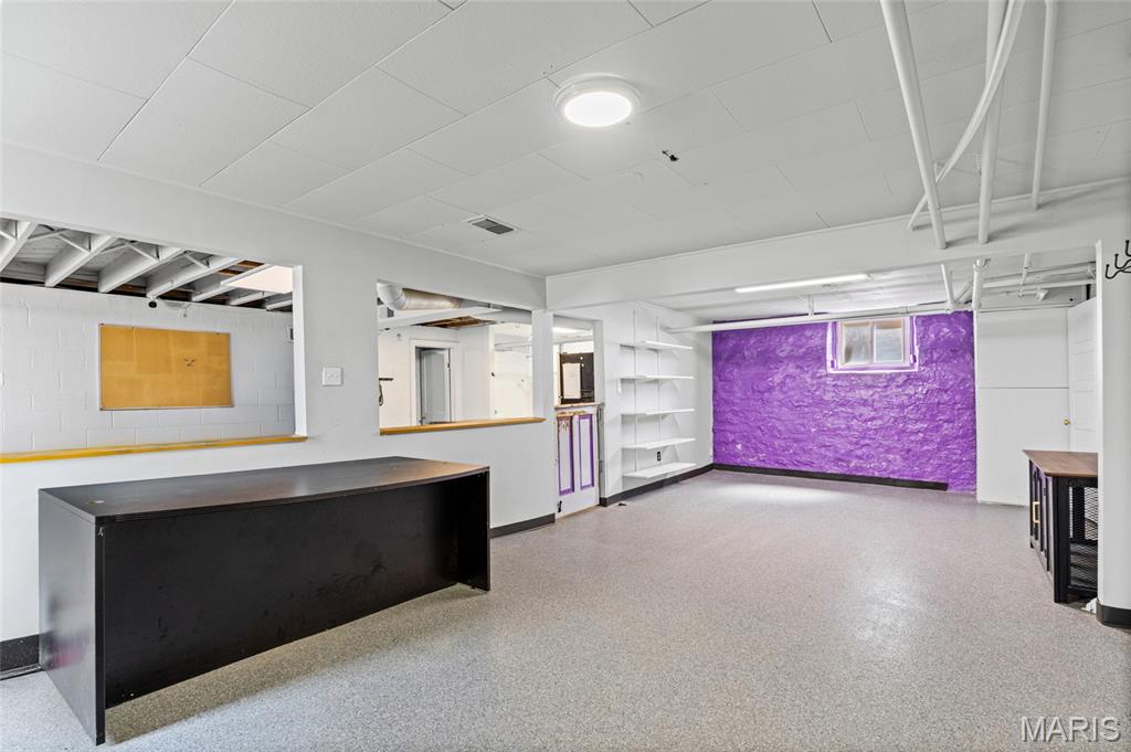 Gravois Weber Park - Commercial Sale
