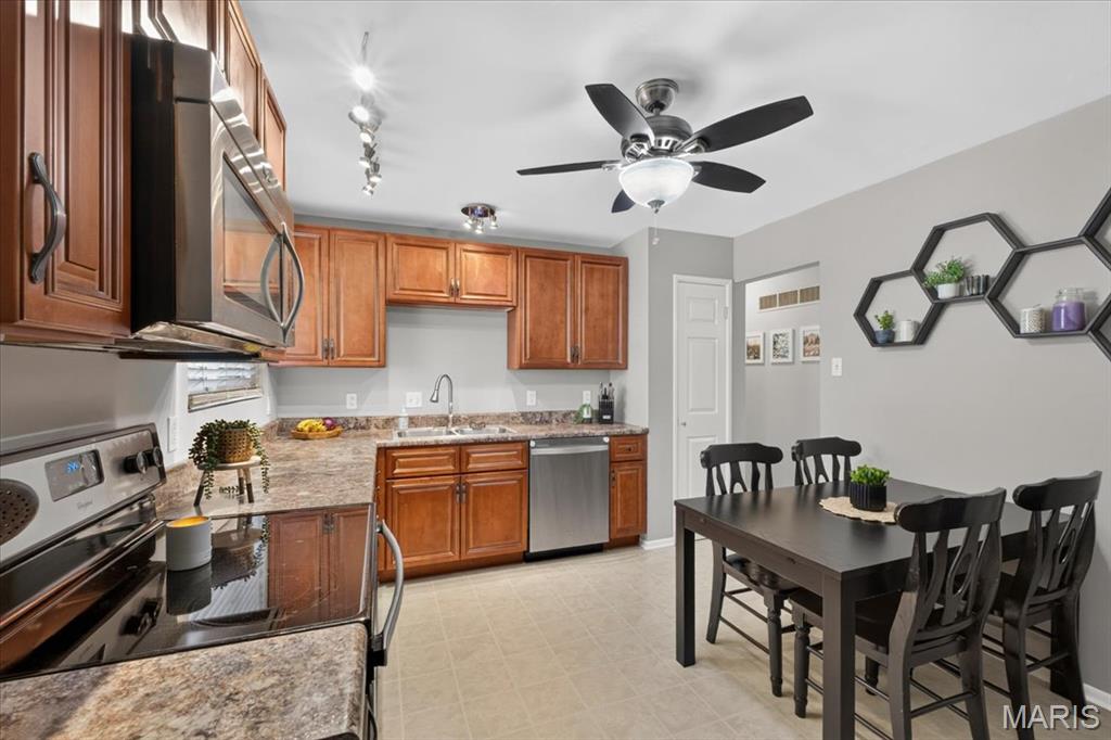 Reavis Park - Residential