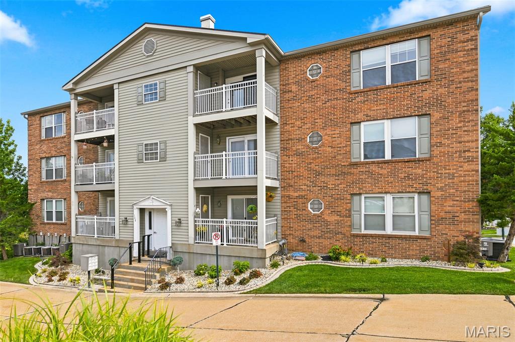 Gj Garden Condo - Residential