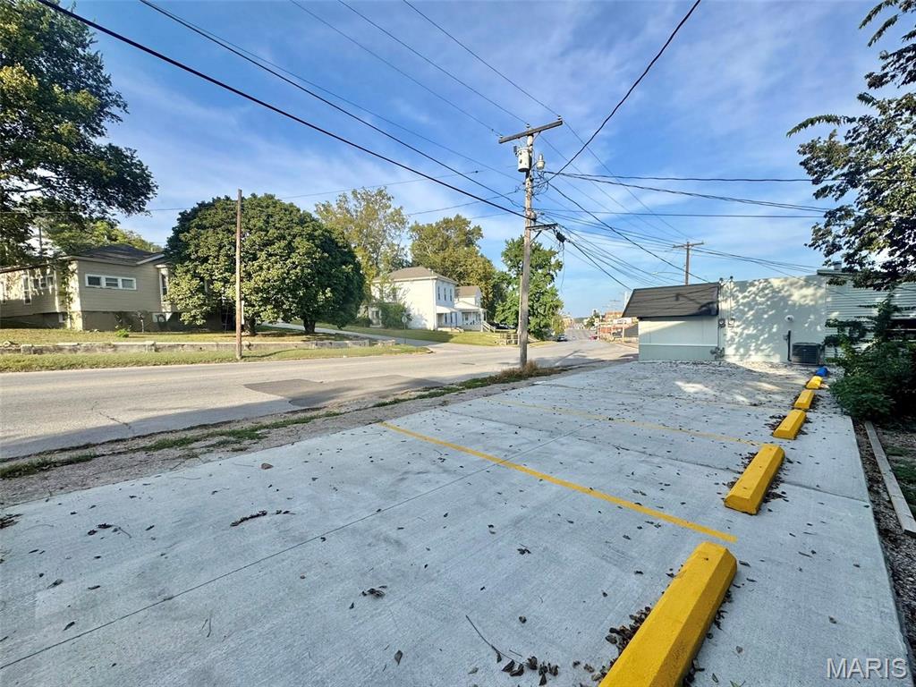 Stout Add - Commercial Sale
