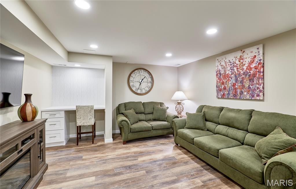 Kings Crossing #1 - Residential