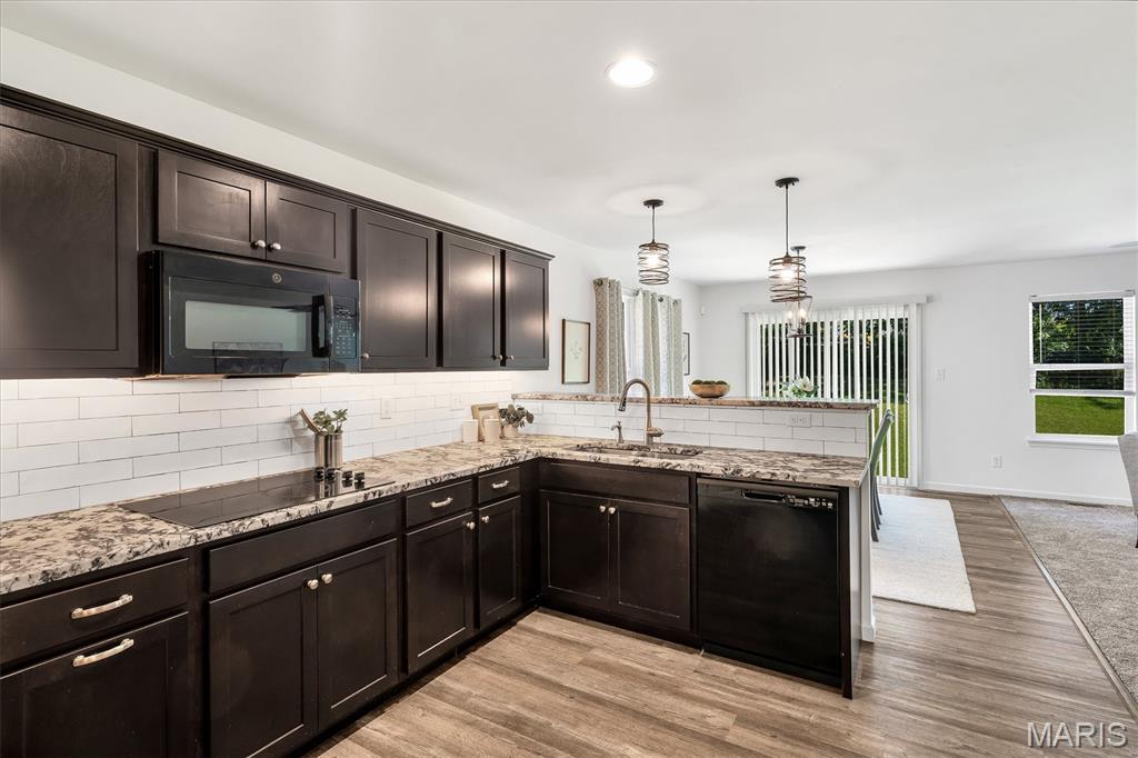 Oaks at Lexington #5 - Residential