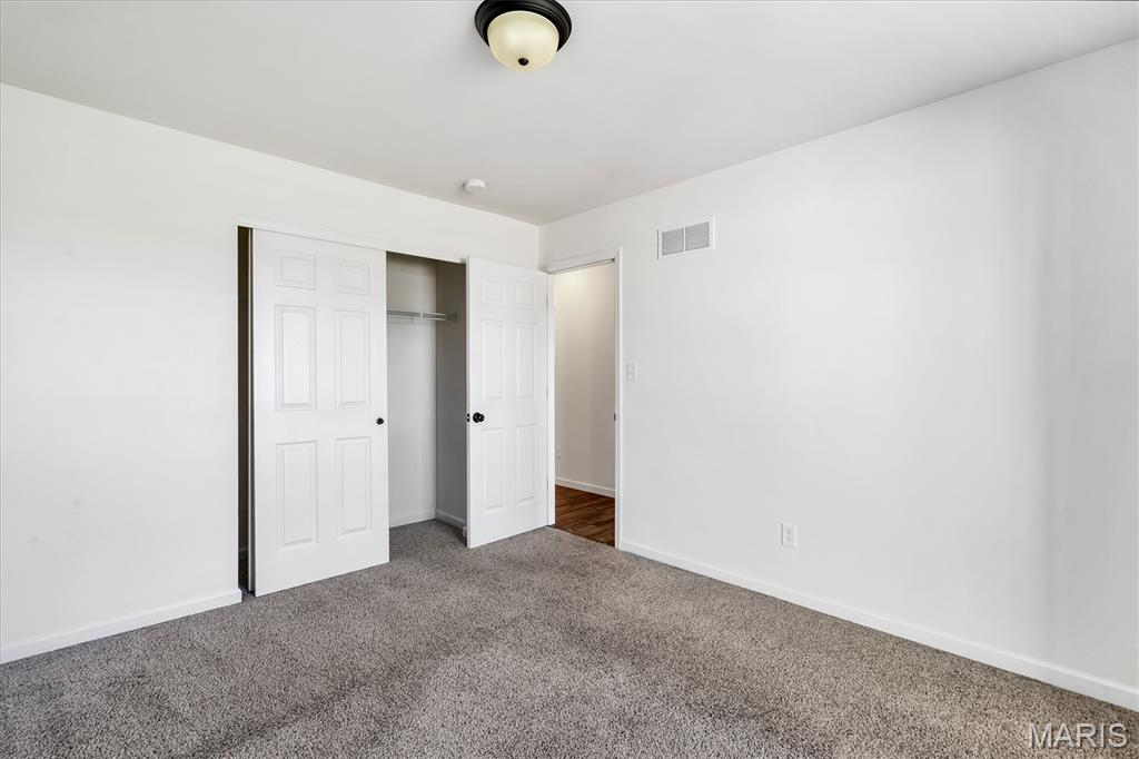 Oaks at Lexington #5 - Residential