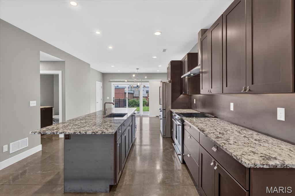 Main & Market Town Homes - Residential