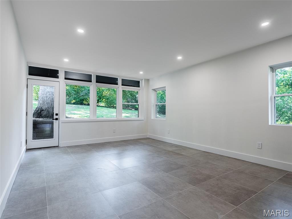 Robyn Hills - Residential