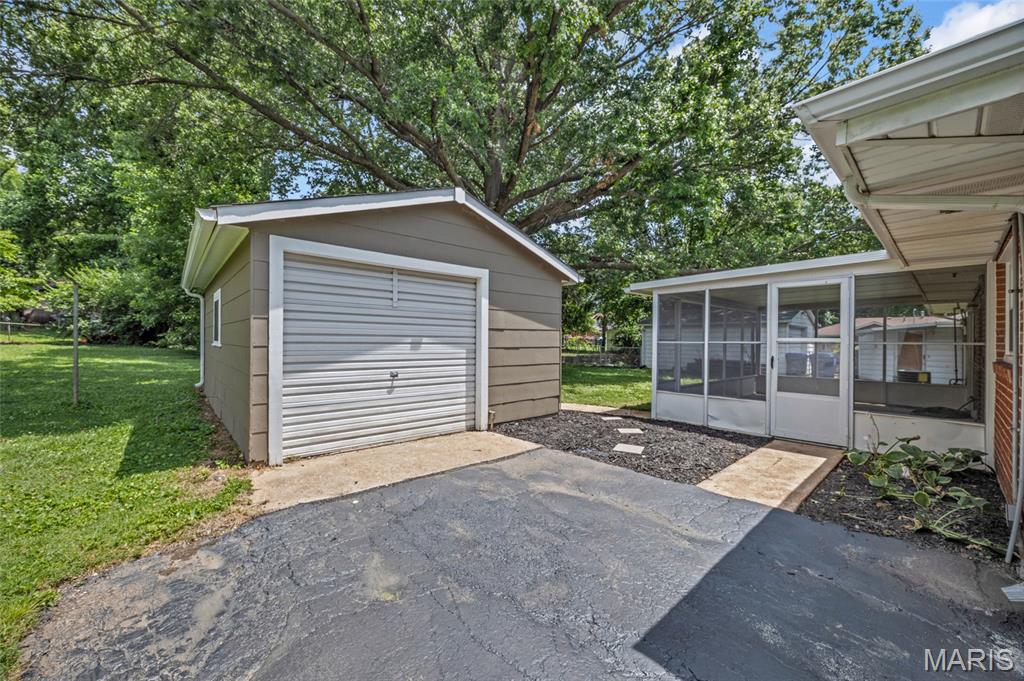 McKees 2nd Add To Regina Gardens - Residential
