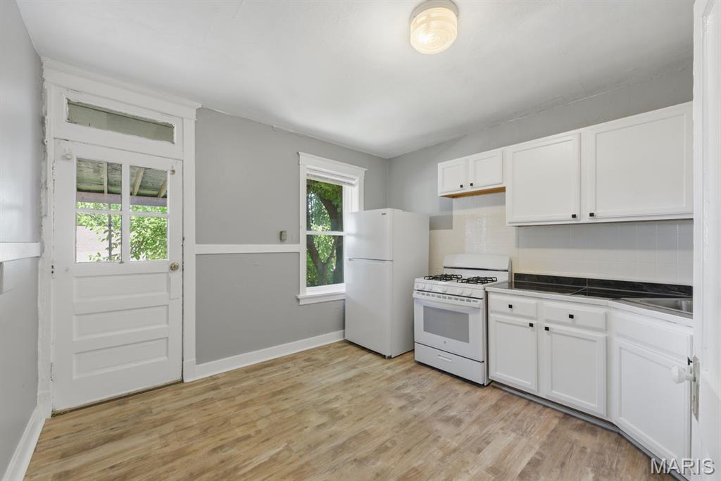 Lorraine Court Add - Residential Lease