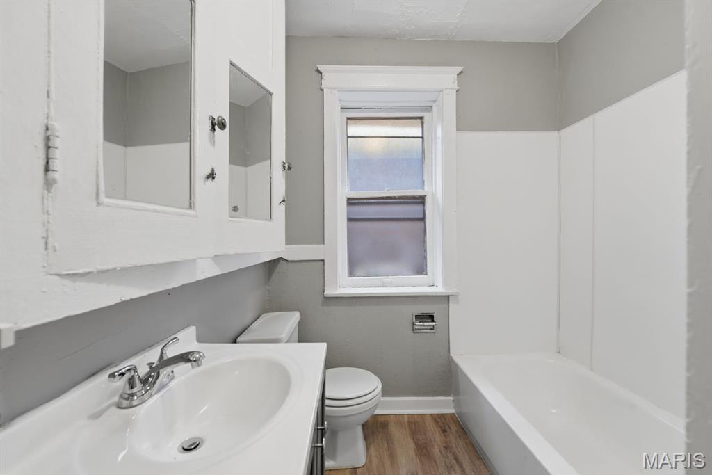 Lorraine Court Add - Residential Lease