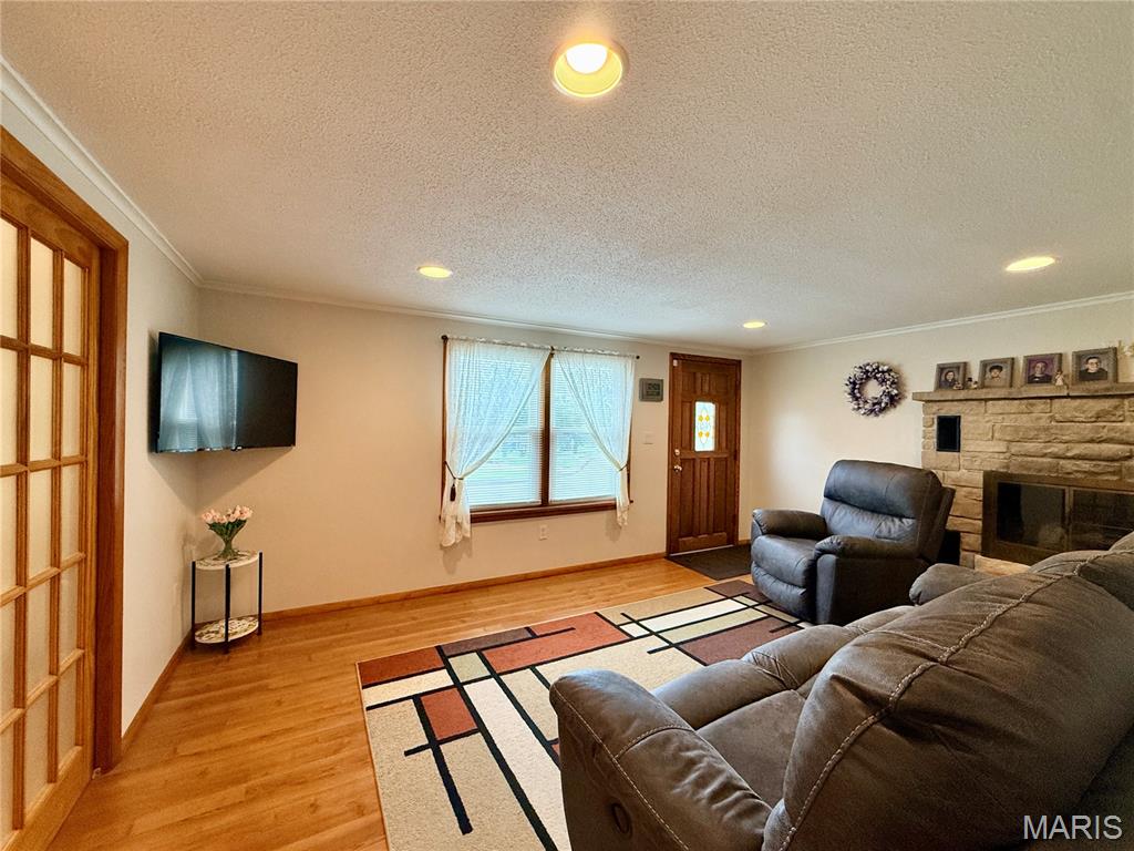 Mecker Add - Residential