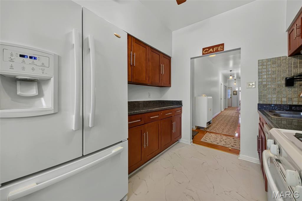 Waterman Condo 04 - Residential