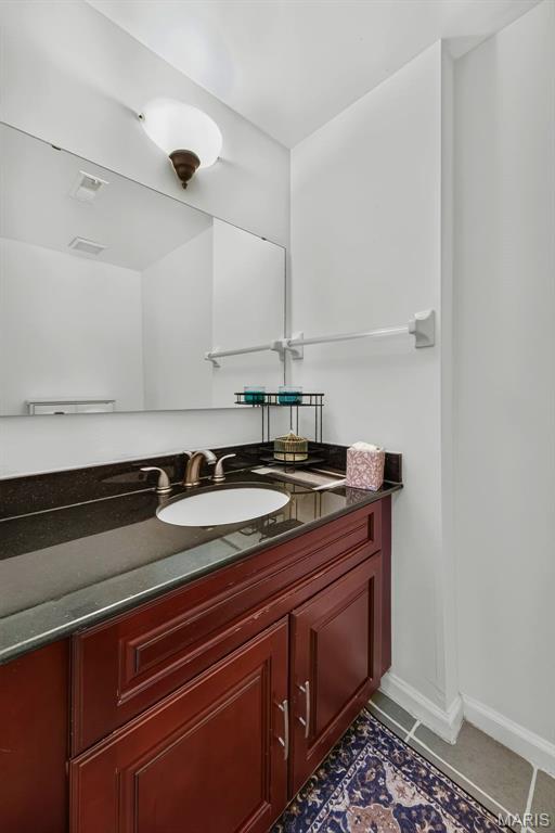 Waterman Condo 04 - Residential