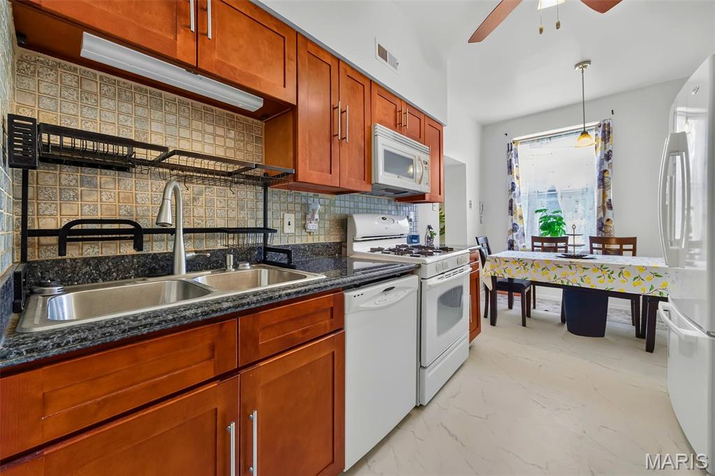 Waterman Condo 04 - Residential