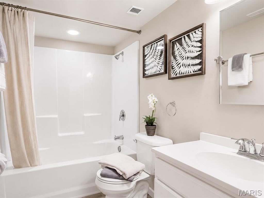 Lafayette Square - Residential